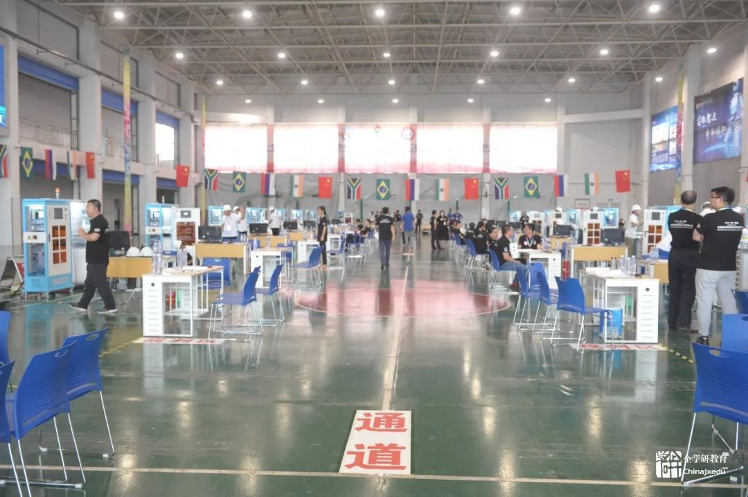 2019金磚+大賽工業(yè)機器人裝調(diào)維修技術賽項精彩大放送！