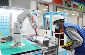 關于征集申報“2021一帶一路暨金磚大賽之工業(yè)機器人承辦機構”的通知